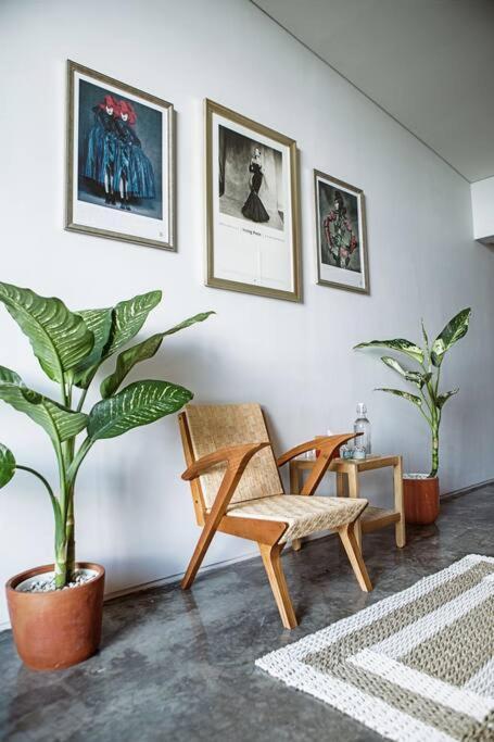 Yats Cocoon Villa Kaliurang Buitenkant foto